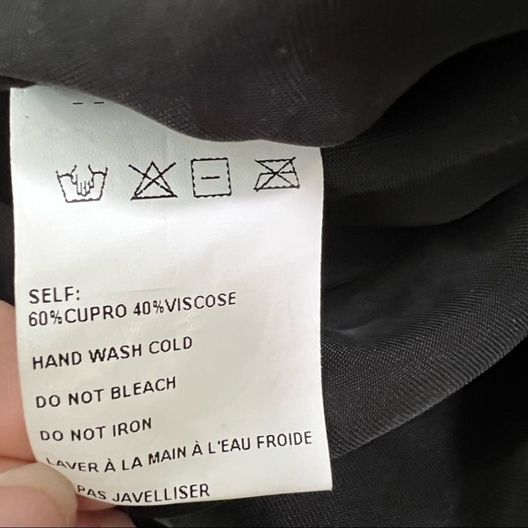 BLAQUE LABEL Blouse in Wrap Optics Size Small NWT minimalist classic - Picture 10 of 12